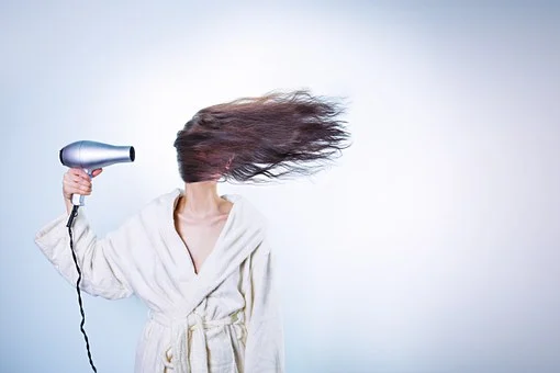Brushing-cheveux.jpg